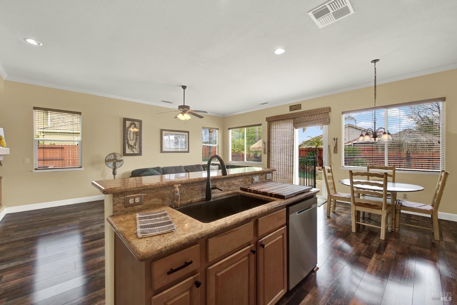 1025 Crystal Springs Dr