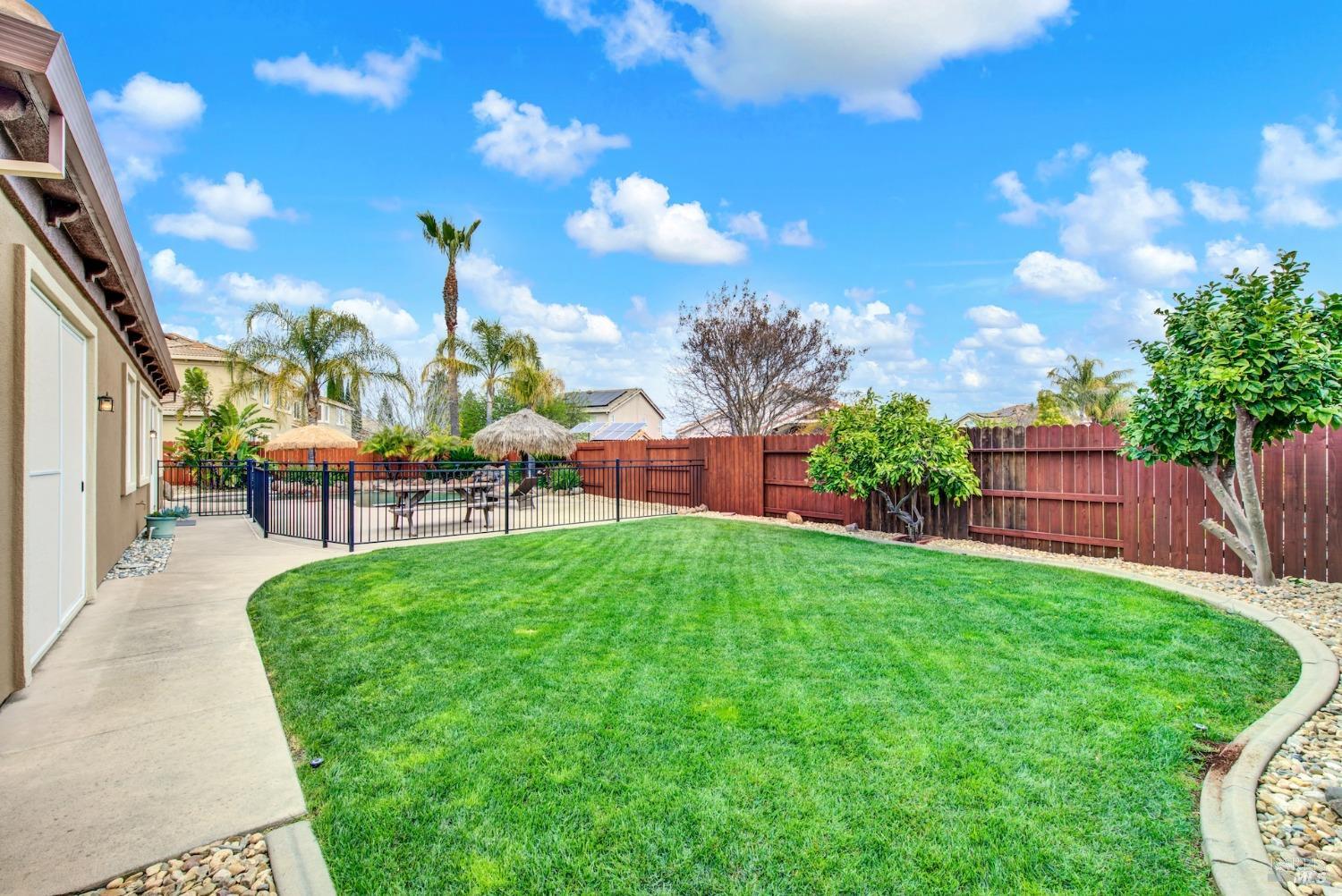 1025 Crystal Springs Dr