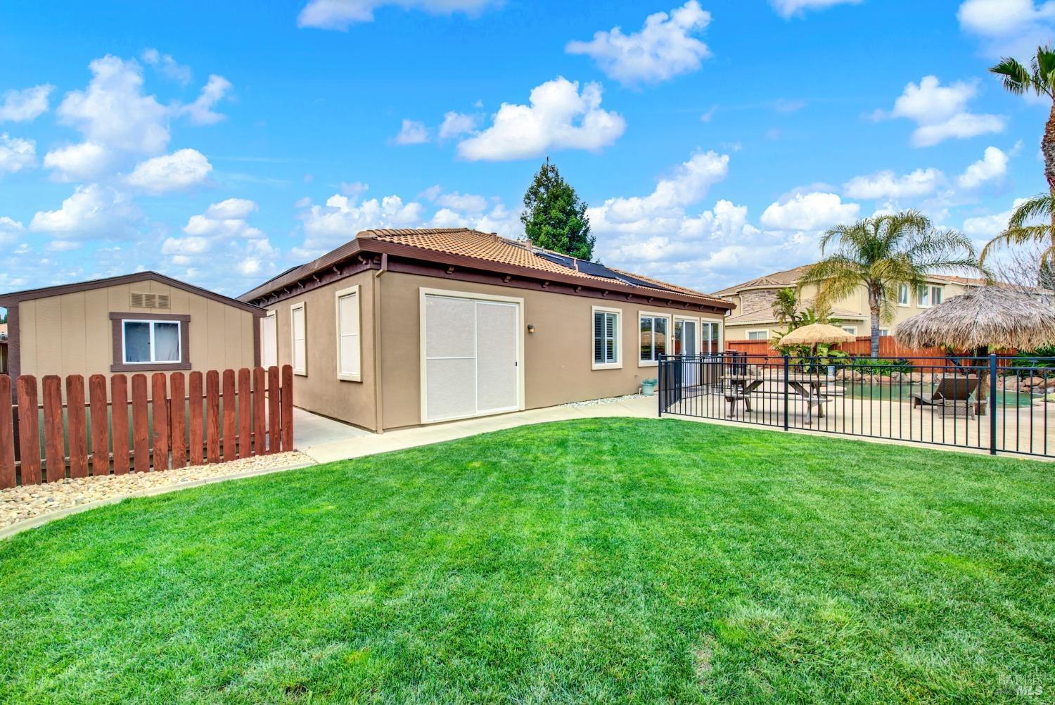 1025 Crystal Springs Dr