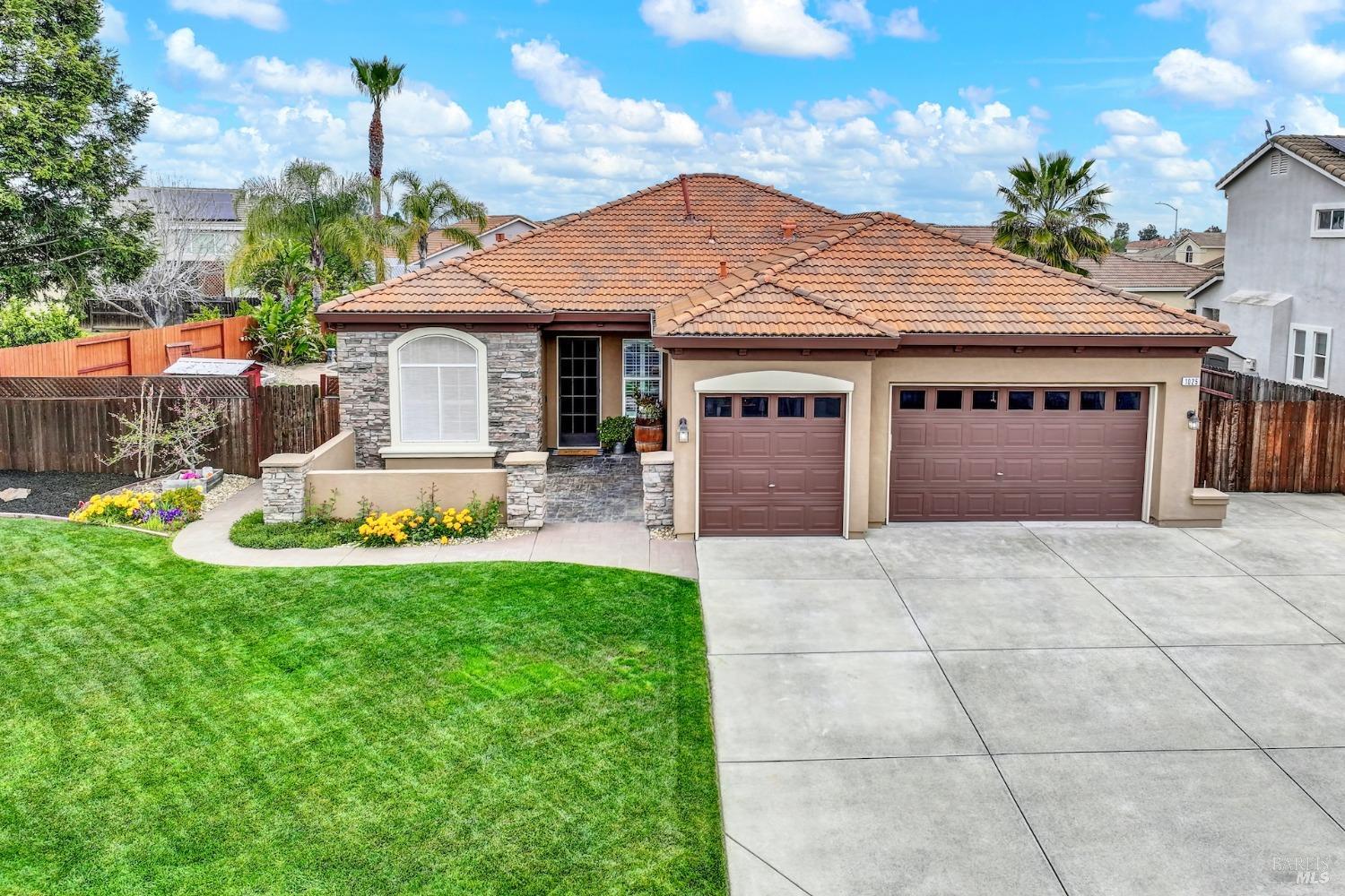 1025 Crystal Springs Dr