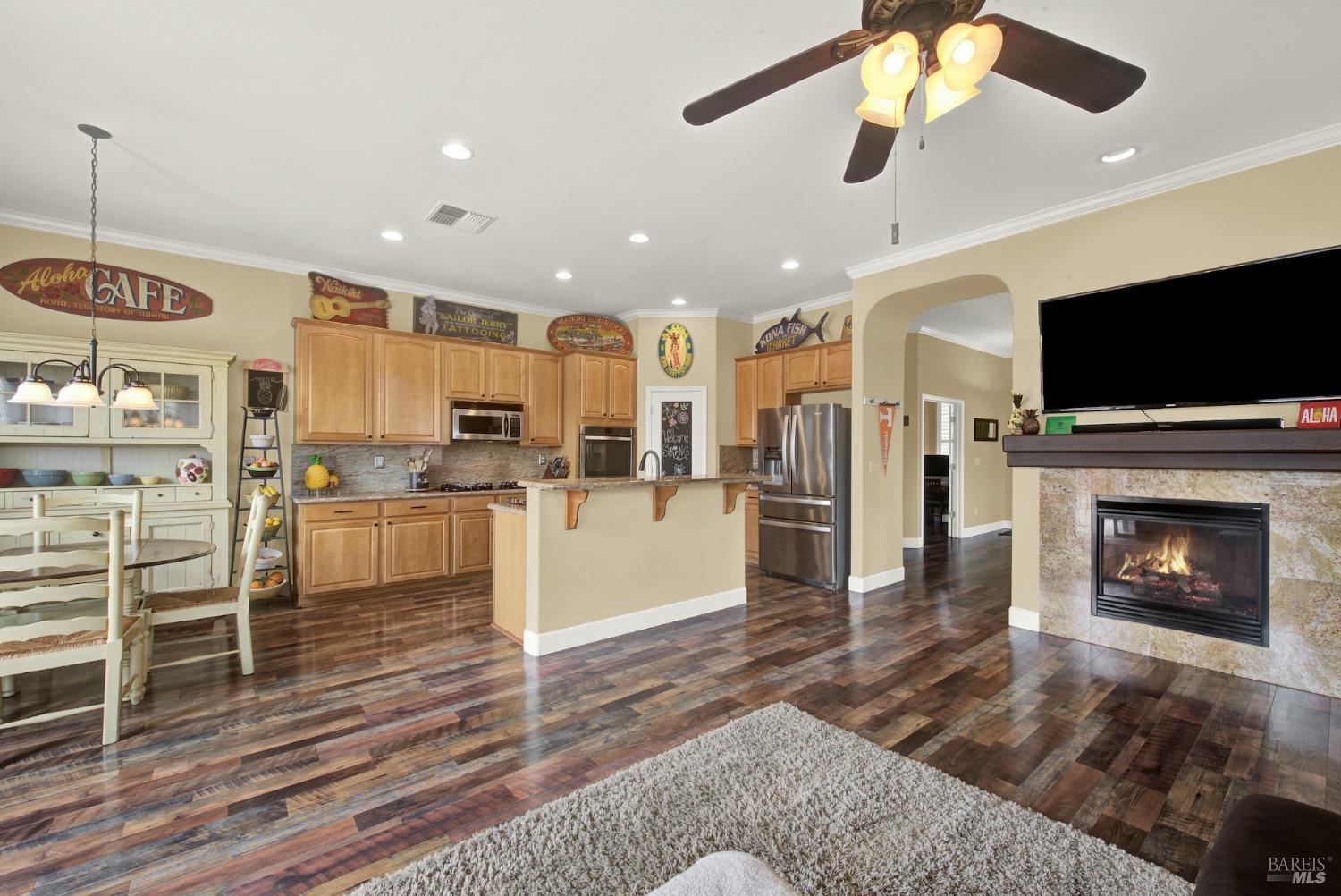 1025 Crystal Springs Dr