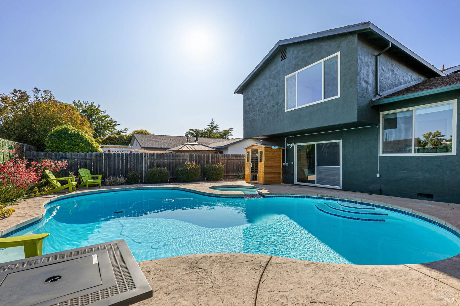 401 Arlington Cir