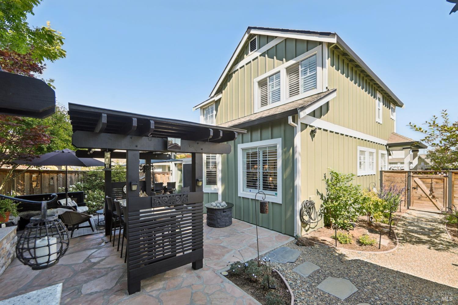 293 Cliff Walk Drive