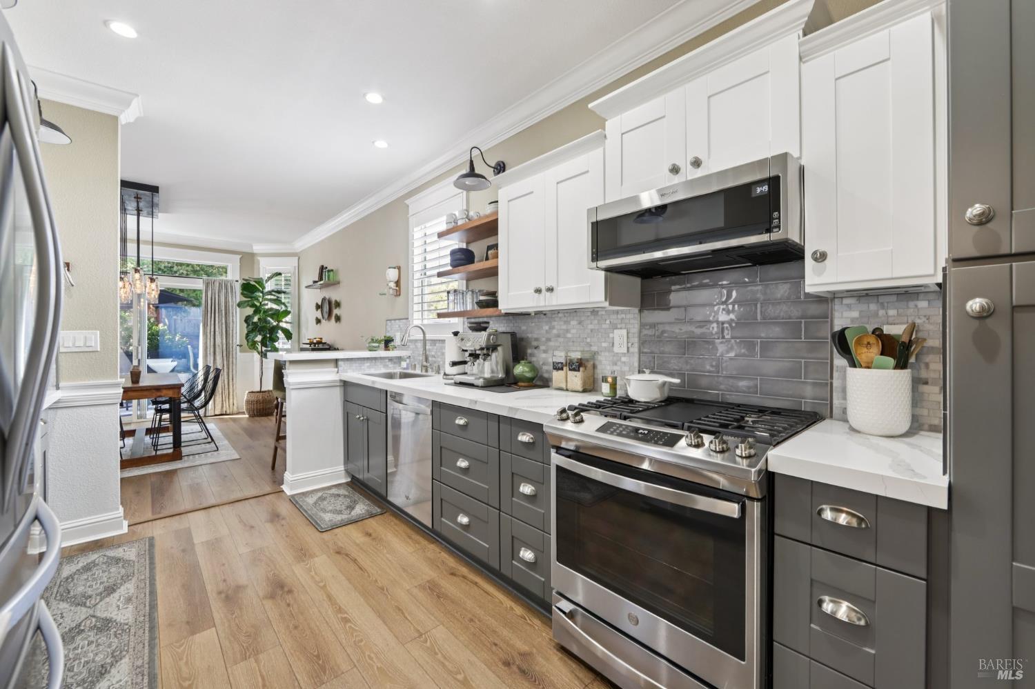 293 Cliff Walk Drive