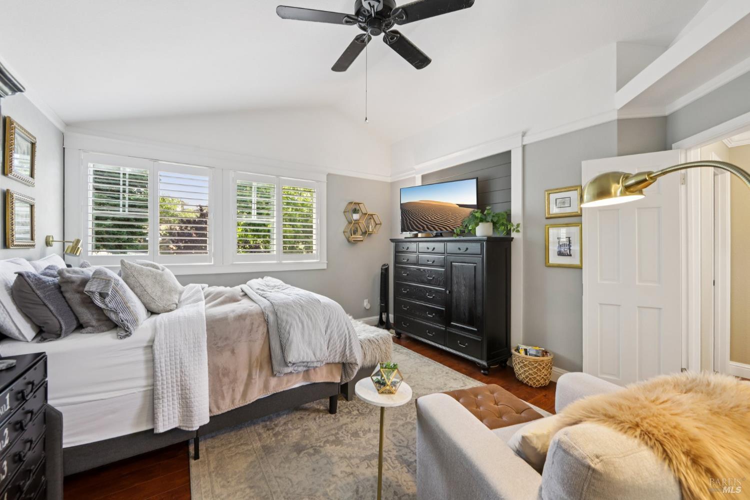 293 Cliff Walk Drive