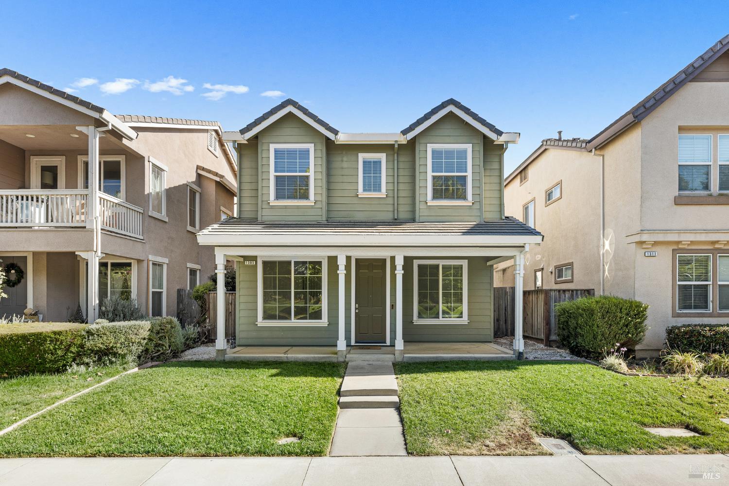 1305 Valley Glen Dr