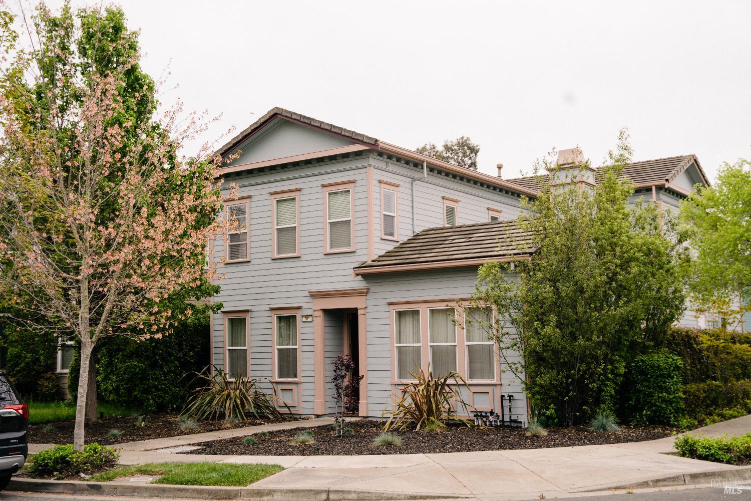701 Oscar Street
