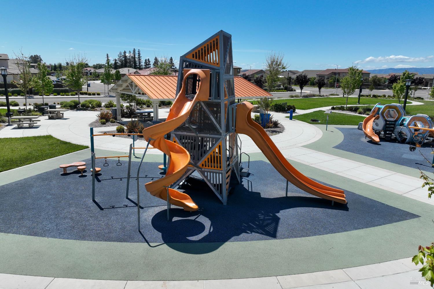 1780 Honeysuckle Way