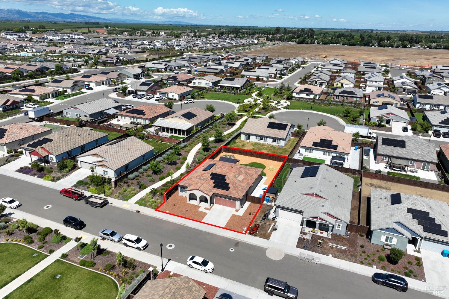 1780 Honeysuckle Way