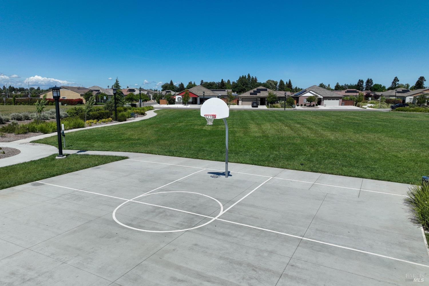 1780 Honeysuckle Way