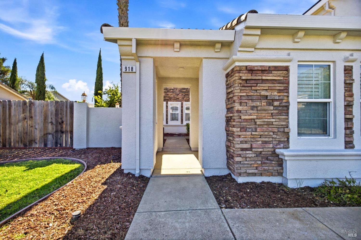 918 Shelter Cove Court