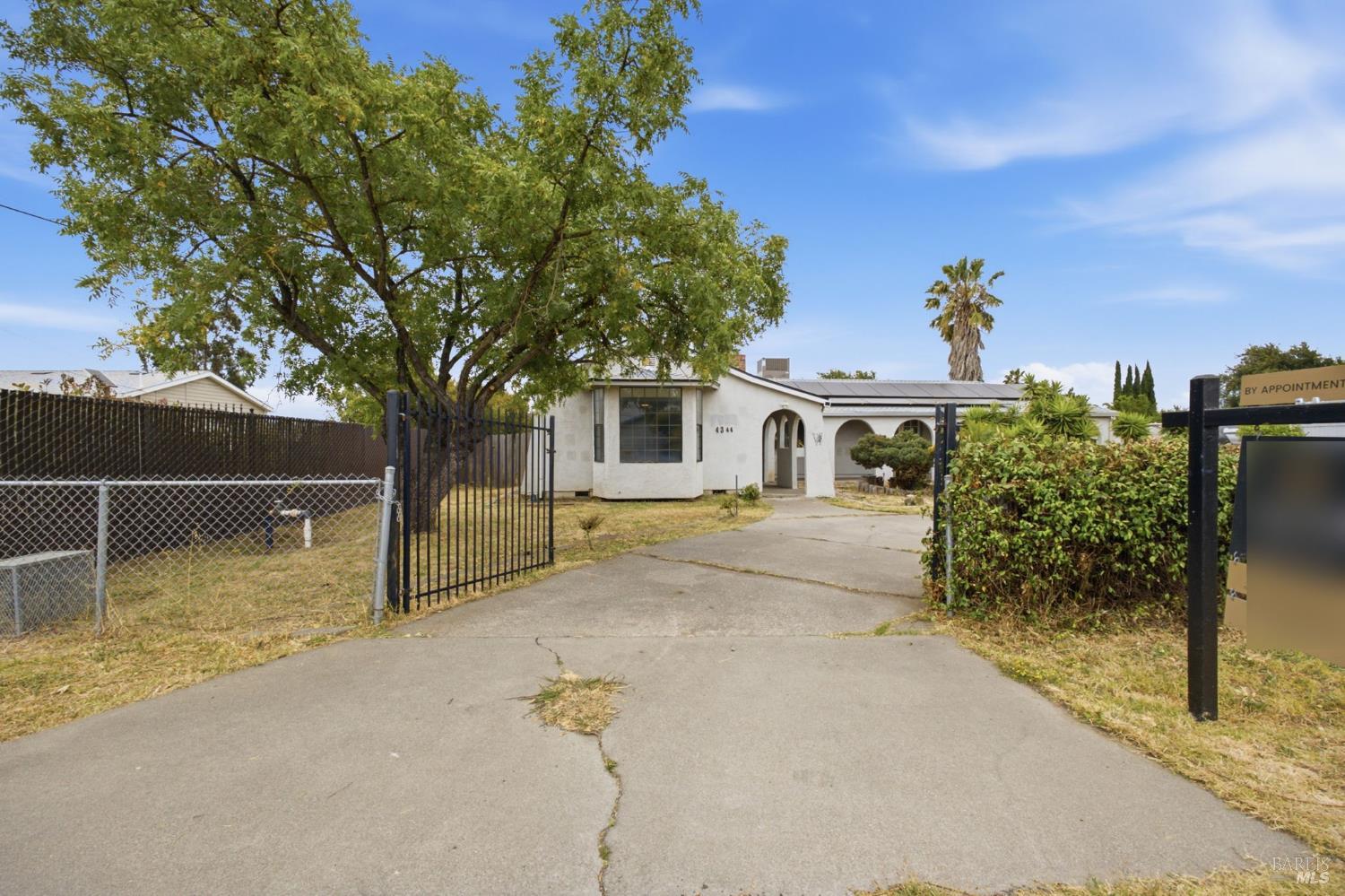 4344 Olive Avenue