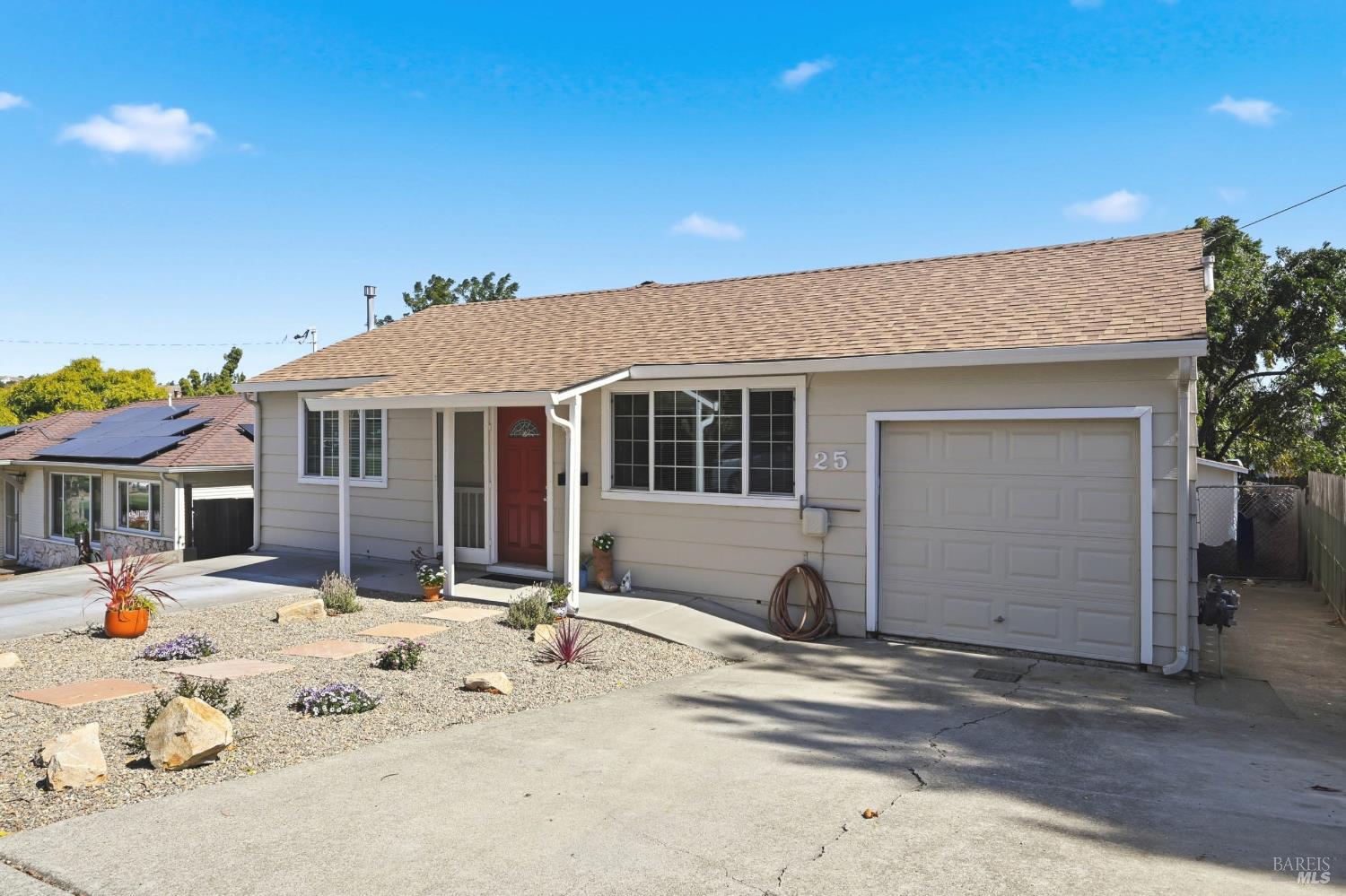 25 Linda Vista Street
