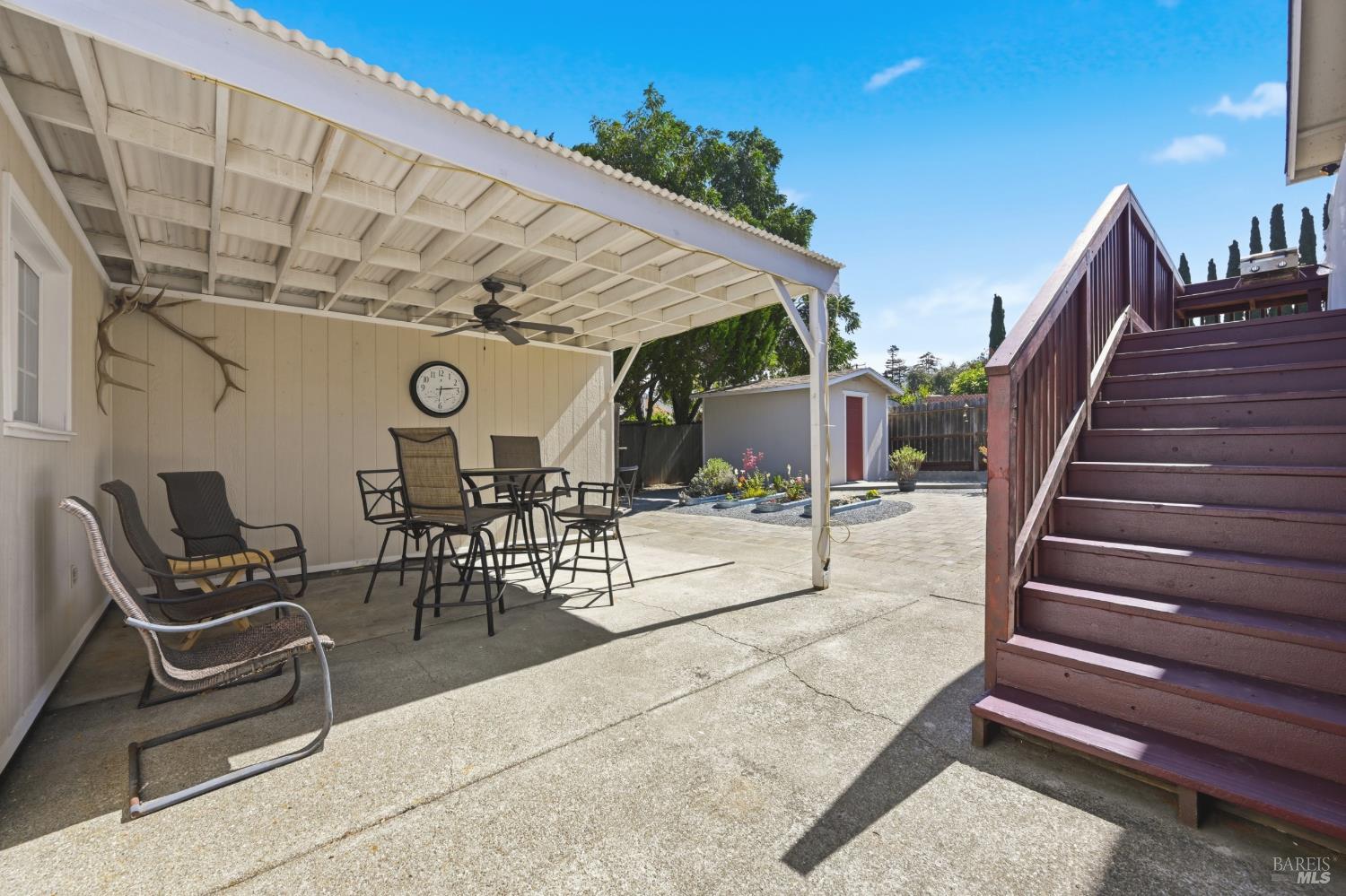 25 Linda Vista Street