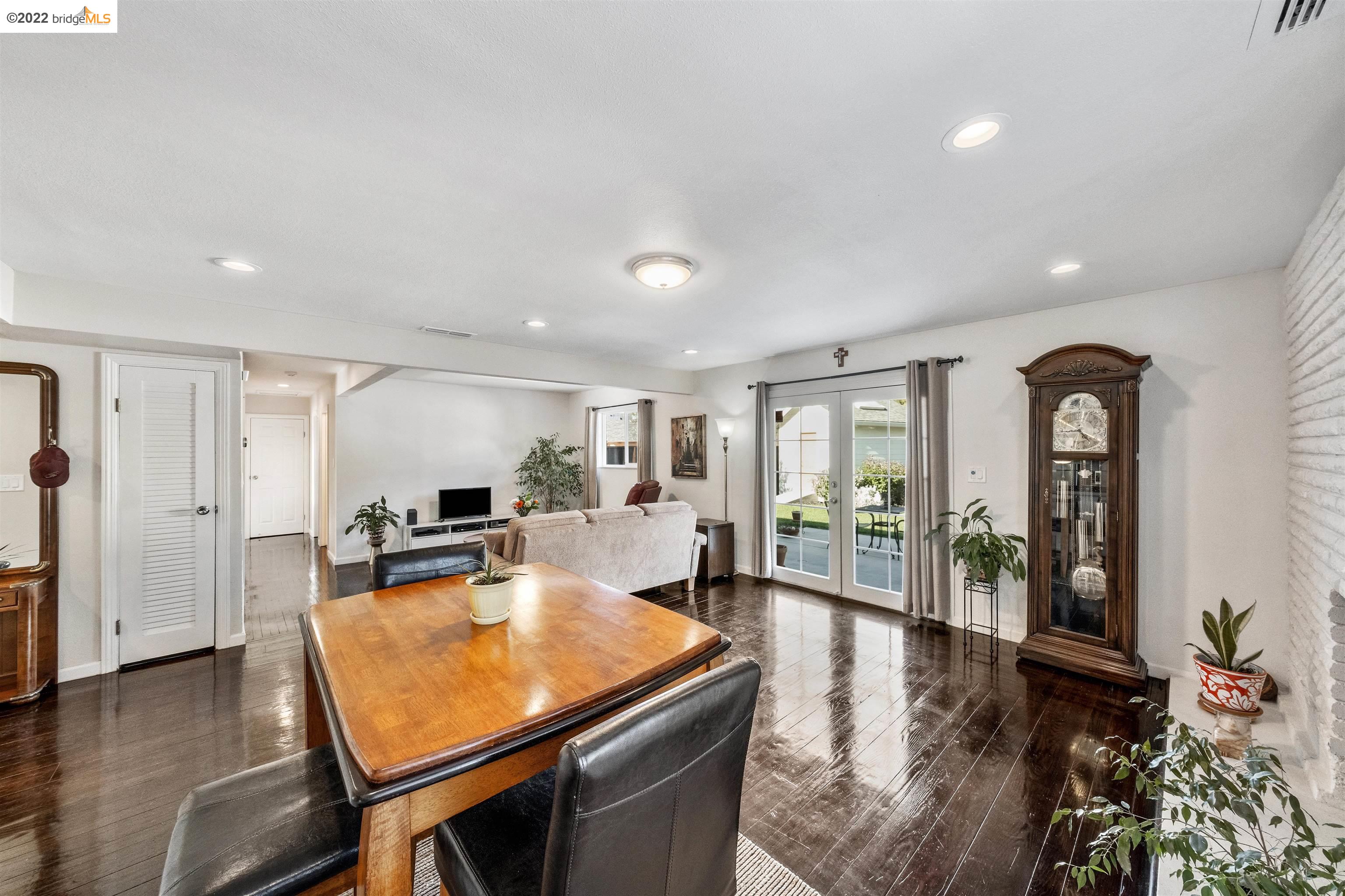 3115 Pinole Valley Rd
