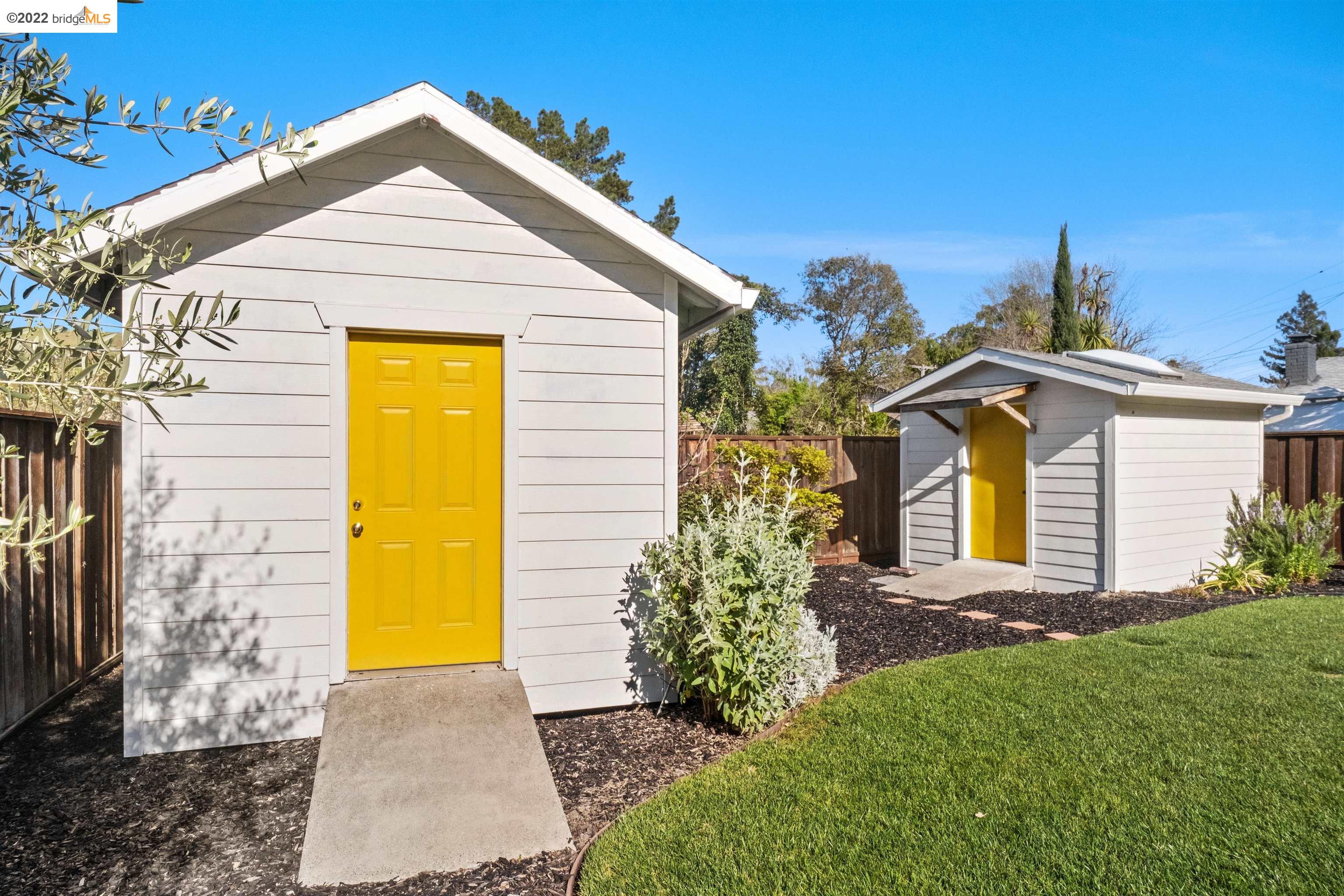 3115 Pinole Valley Rd