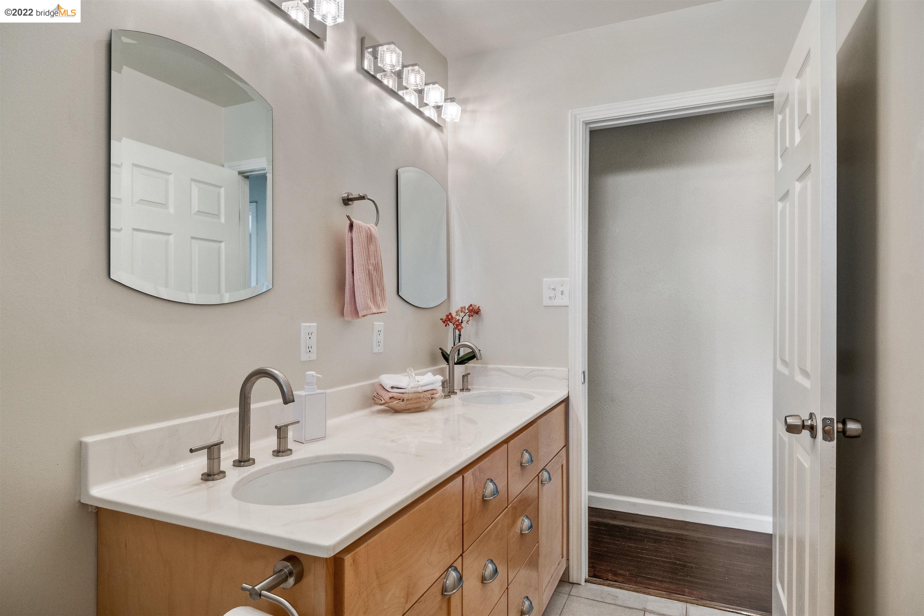 3115 Pinole Valley Rd