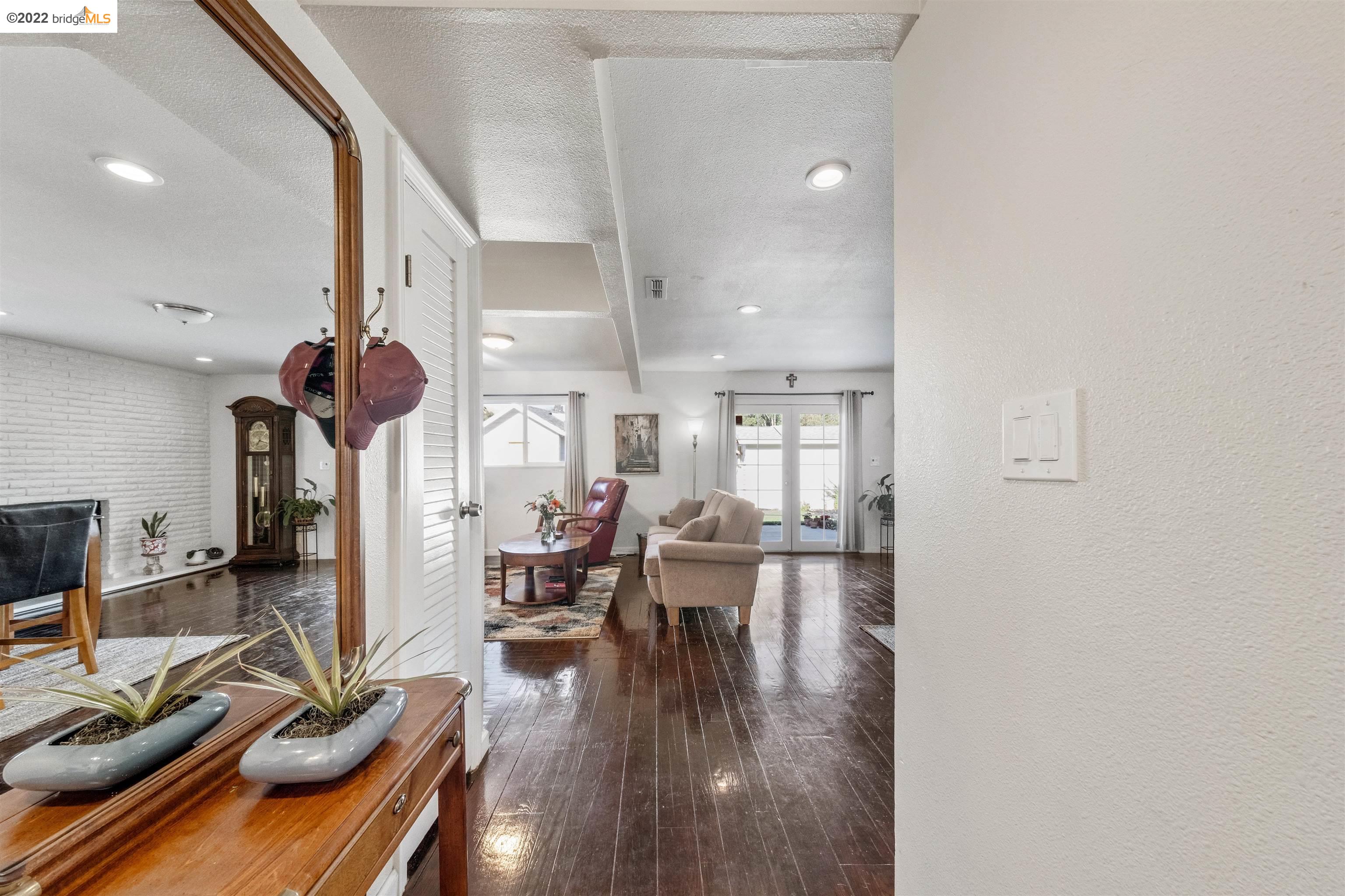 3115 Pinole Valley Rd
