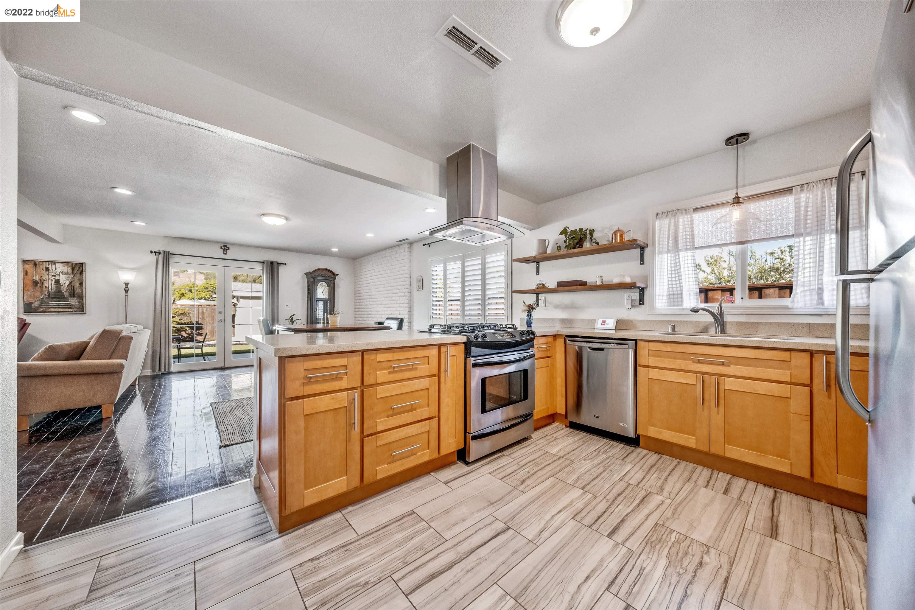 3115 Pinole Valley Rd