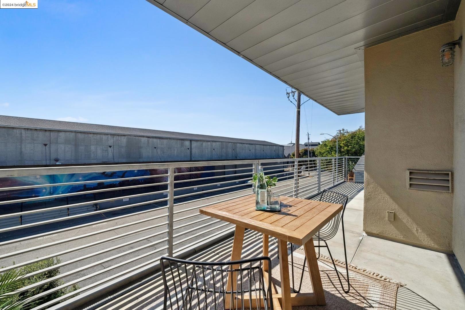 3090 Glascock ST APT 207