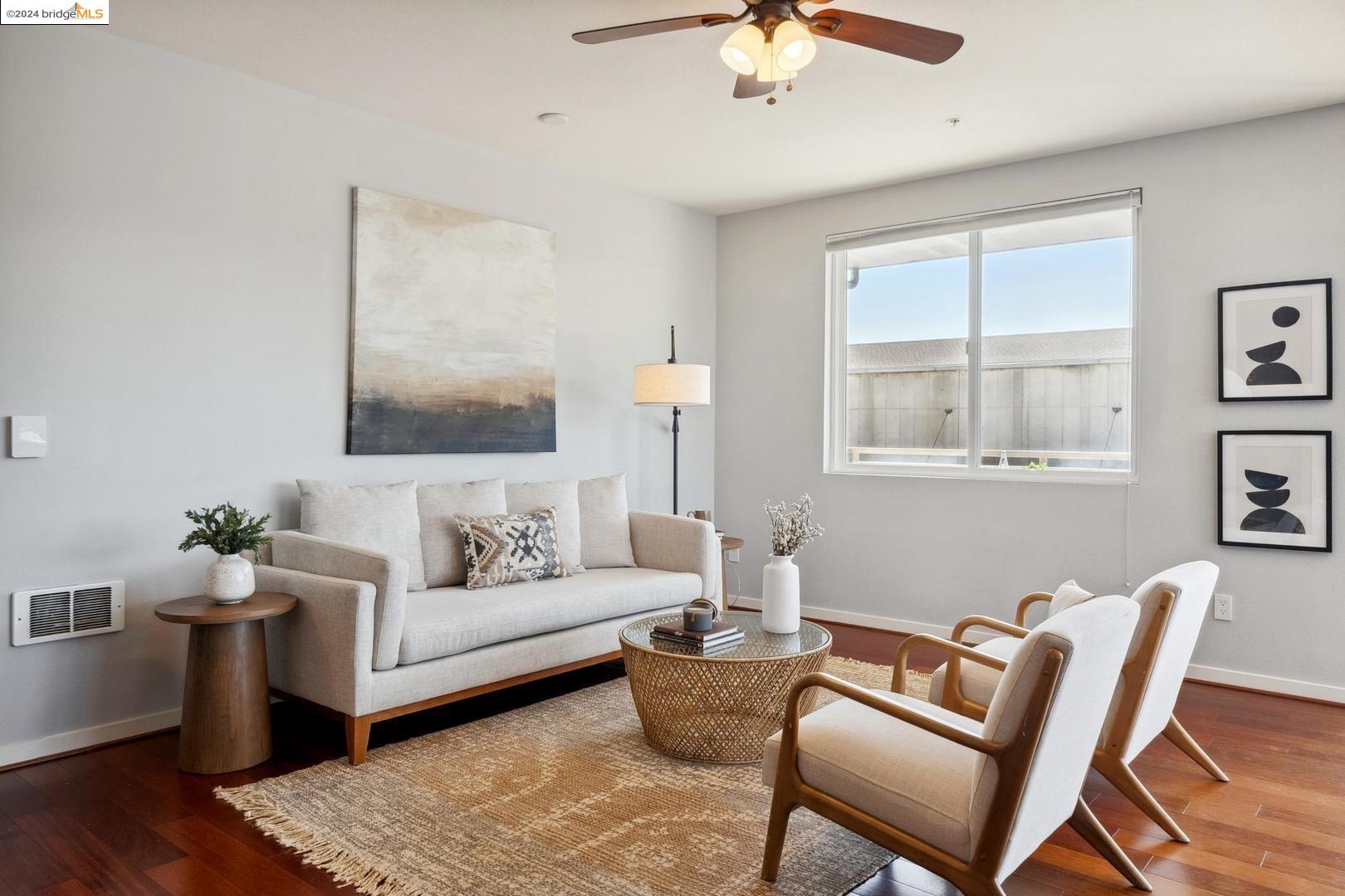 3090 Glascock ST APT 207