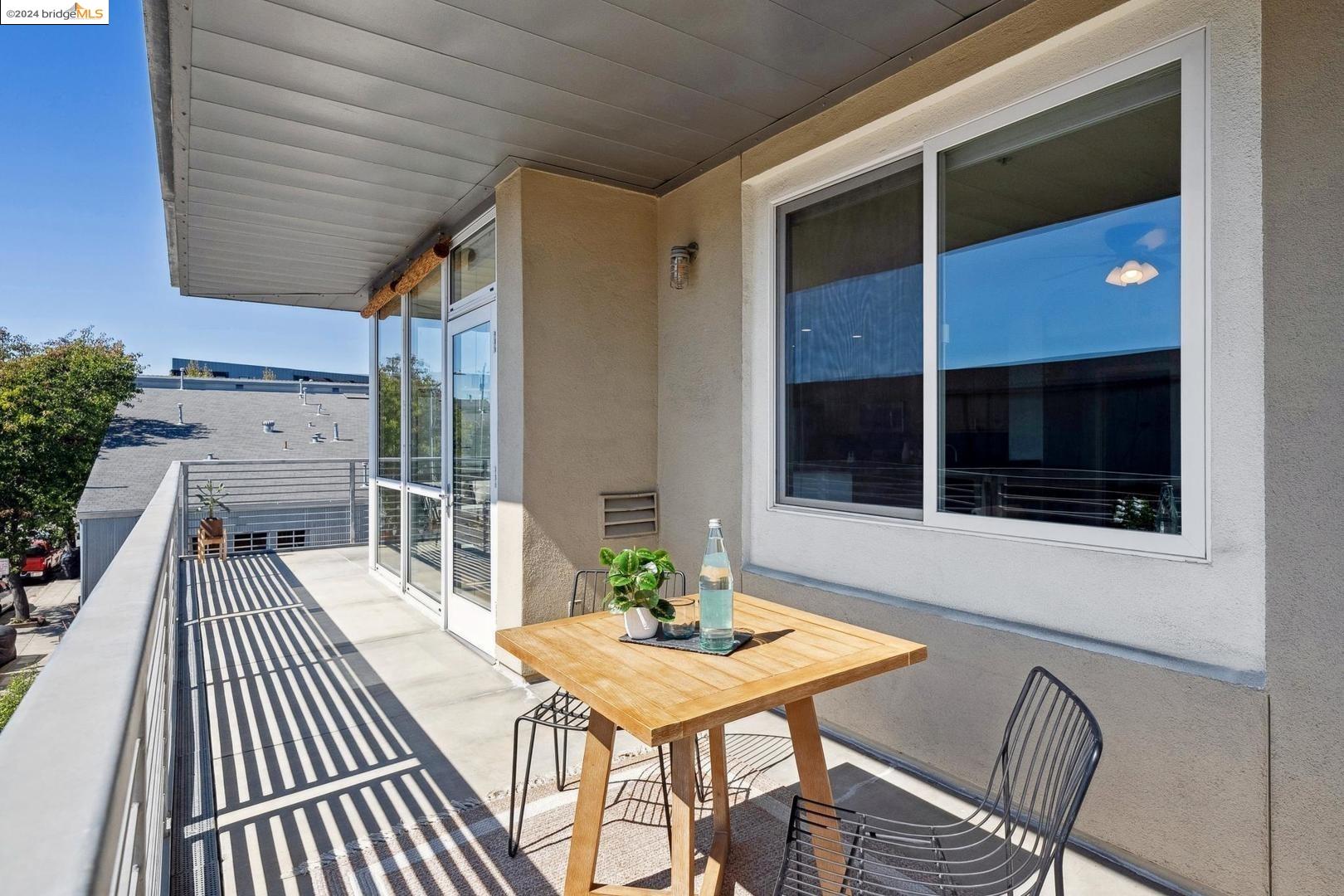3090 Glascock ST APT 207
