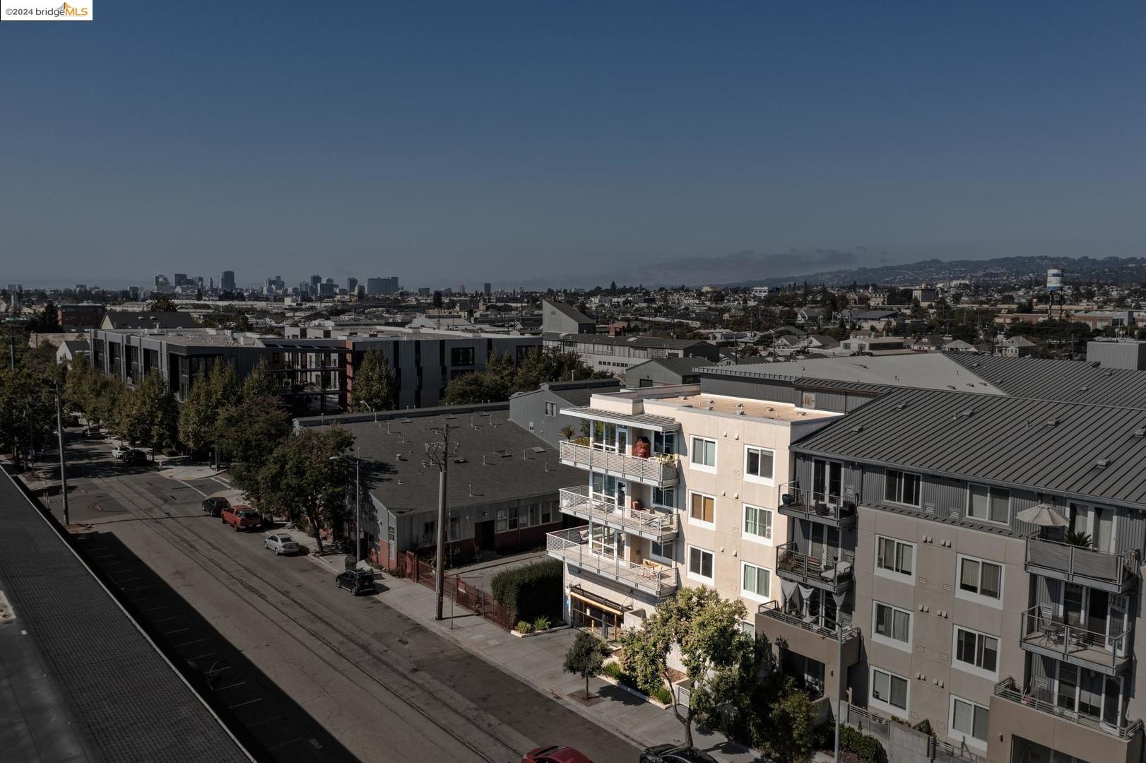 3090 Glascock ST APT 207