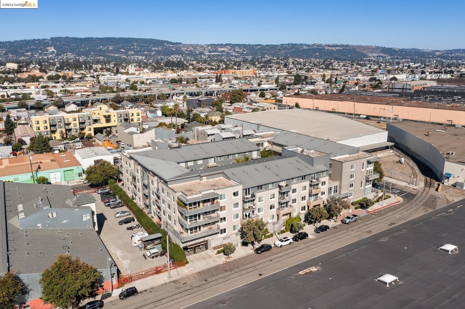 3090 Glascock ST APT 207
