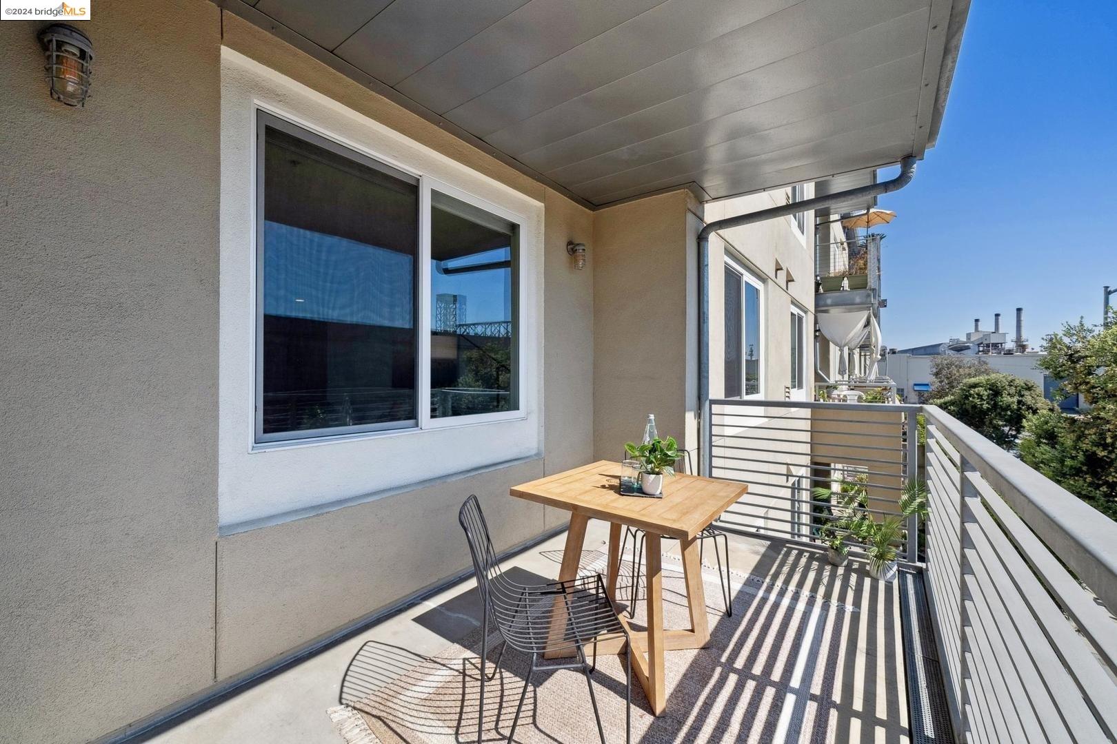 3090 Glascock ST APT 207