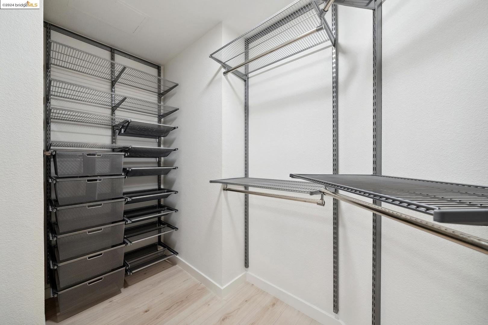 3090 Glascock ST APT 207