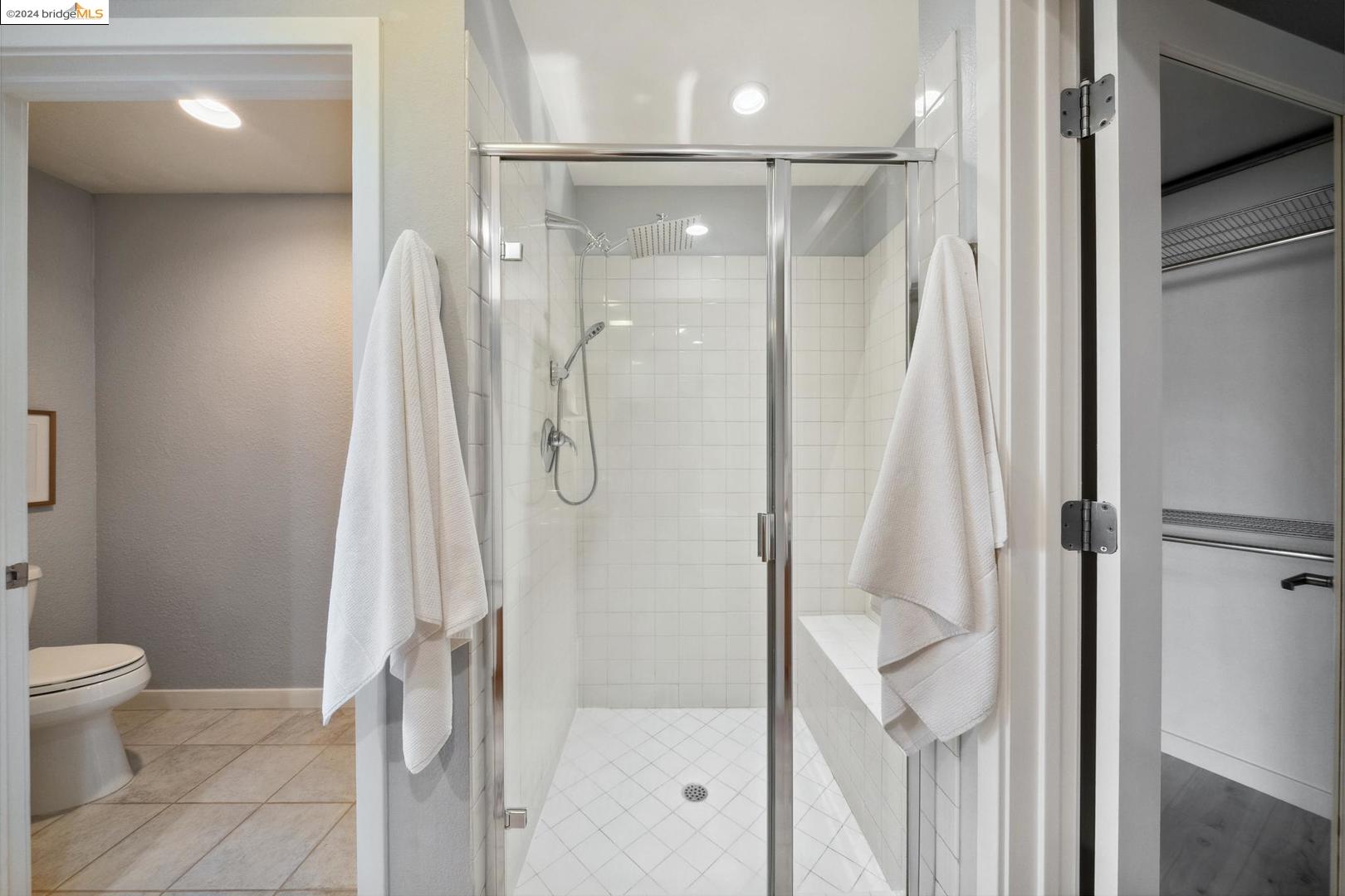 3090 Glascock ST APT 207