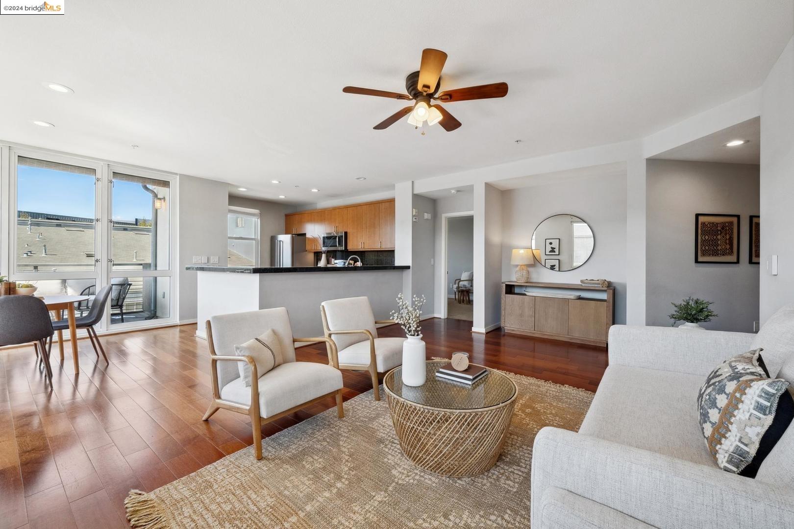 3090 Glascock ST APT 207