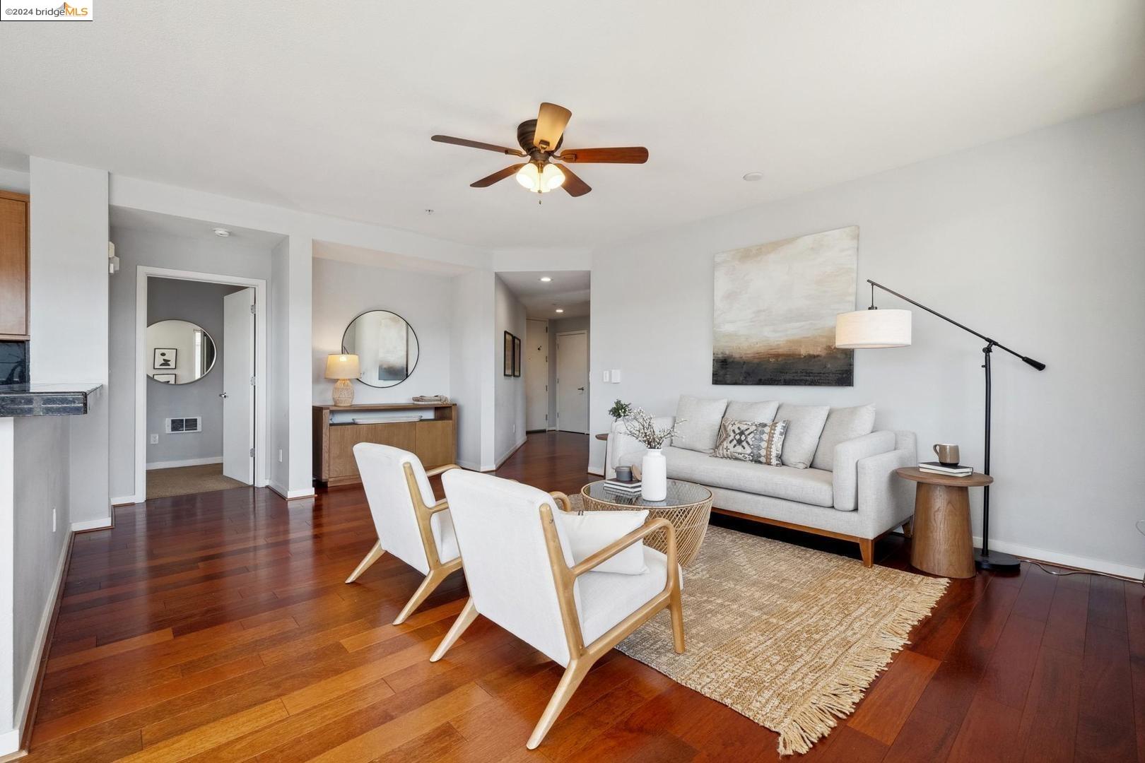 3090 Glascock ST APT 207