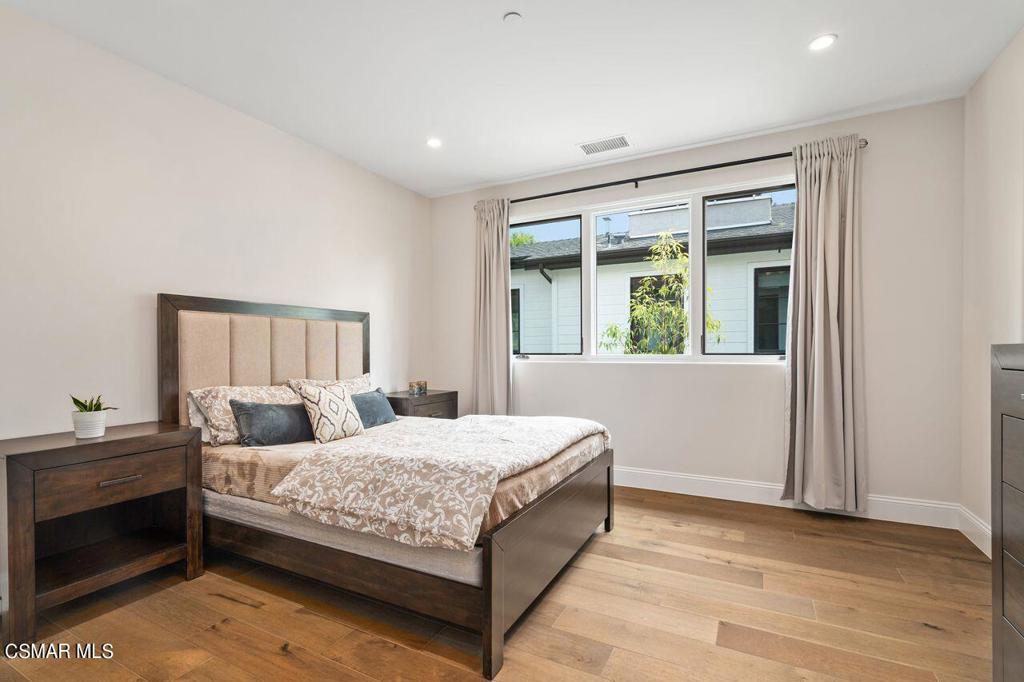 12727 Landale Street