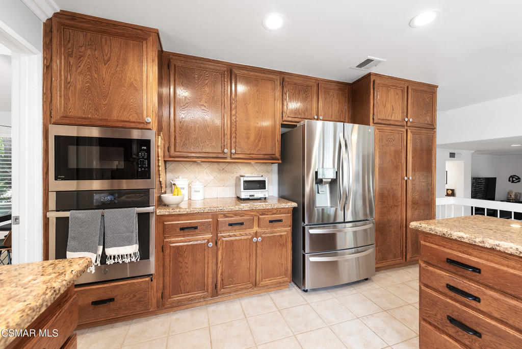 11556 Coralberry Court