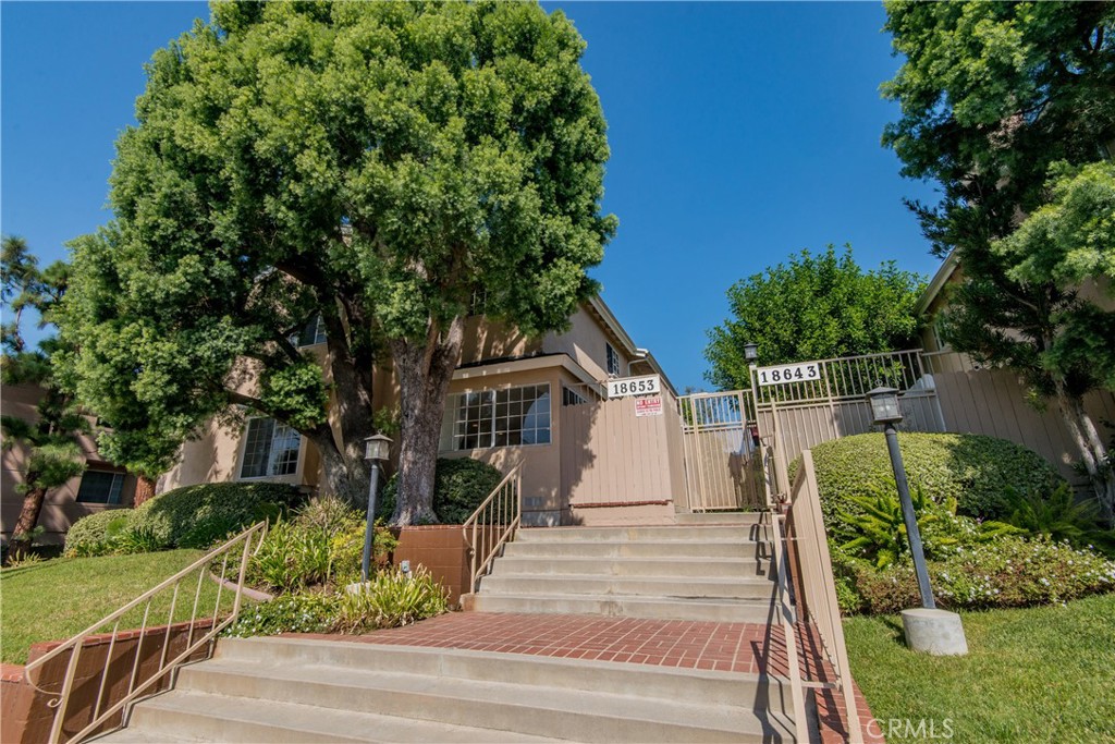 18653 Burbank Boulevard 1