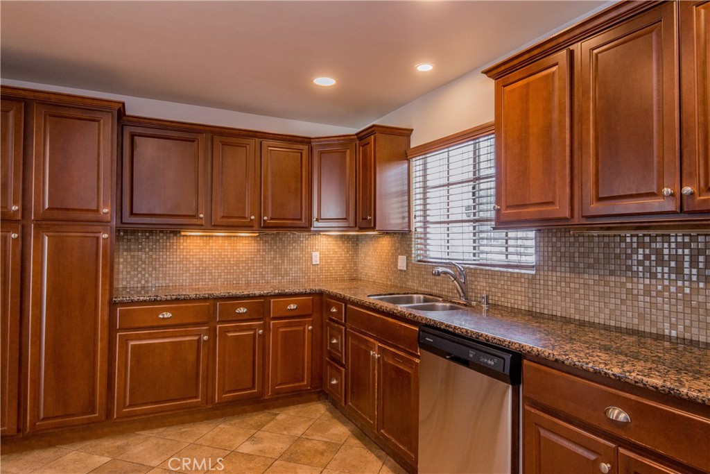 18653 Burbank Boulevard 1