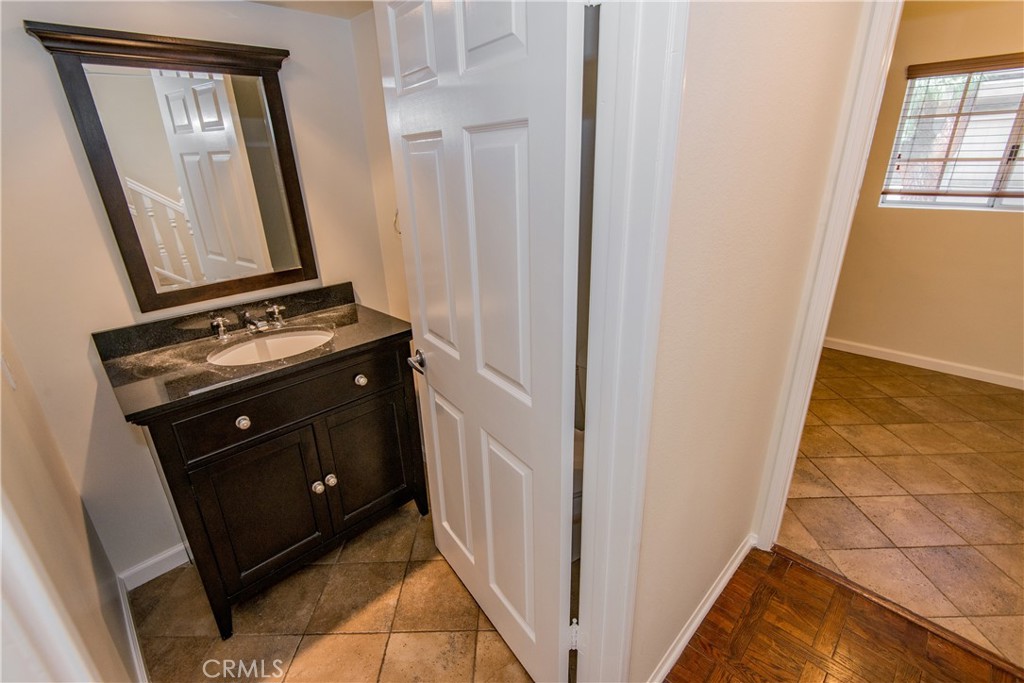 18653 Burbank Boulevard 1