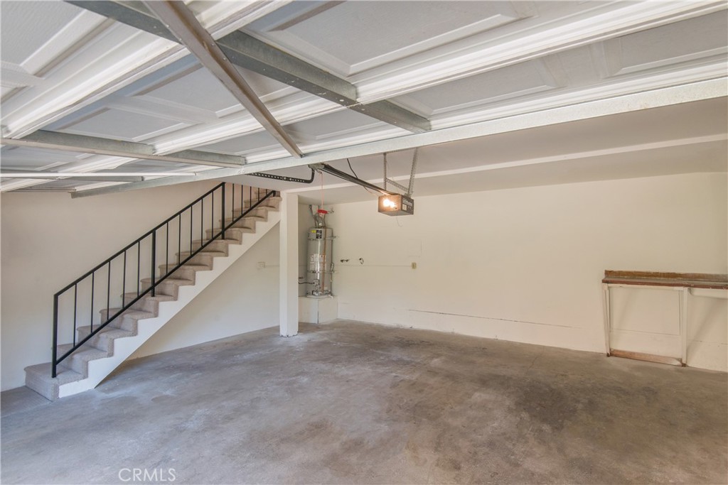 18653 Burbank Boulevard 1