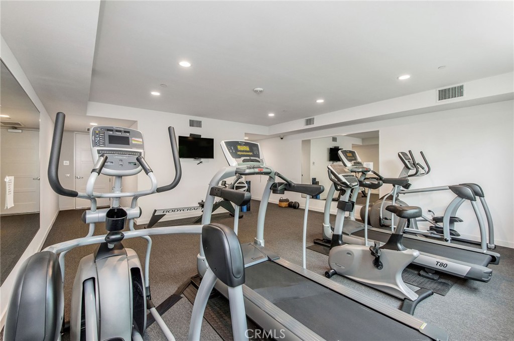 4240 Laurel Canyon Boulevard 106