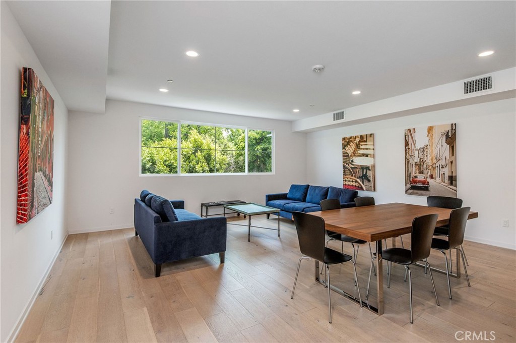 4240 Laurel Canyon Boulevard 106