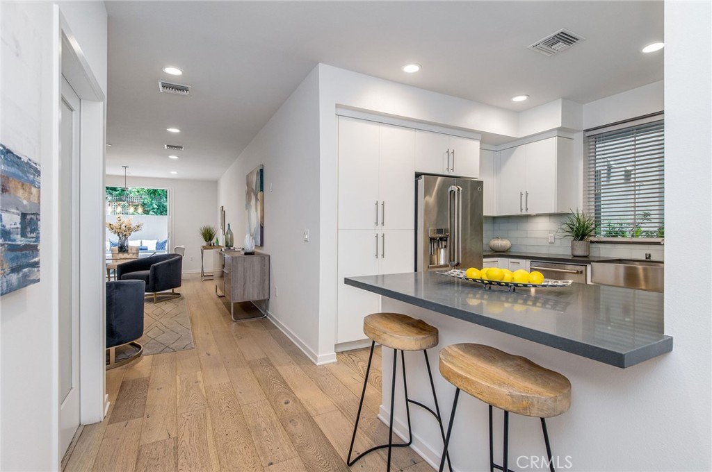 4240 Laurel Canyon Boulevard 106