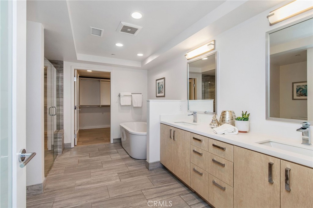 4240 Laurel Canyon Boulevard 106