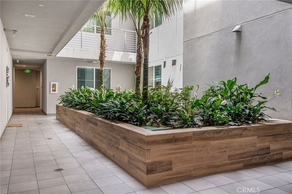 4240 Laurel Canyon Boulevard 106