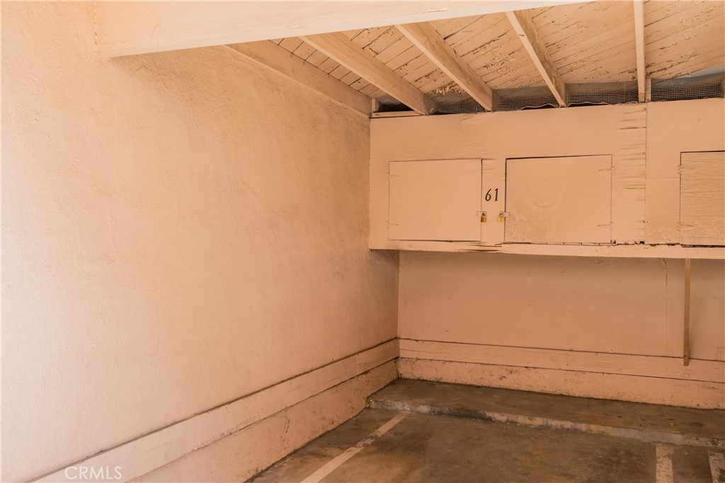 5403 Newcastle Avenue 57