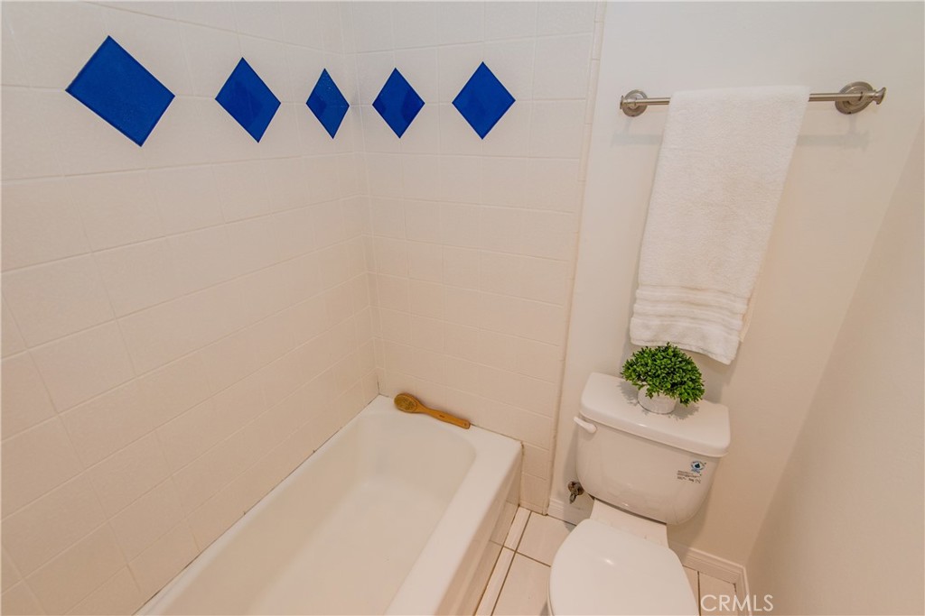 5403 Newcastle Avenue 57