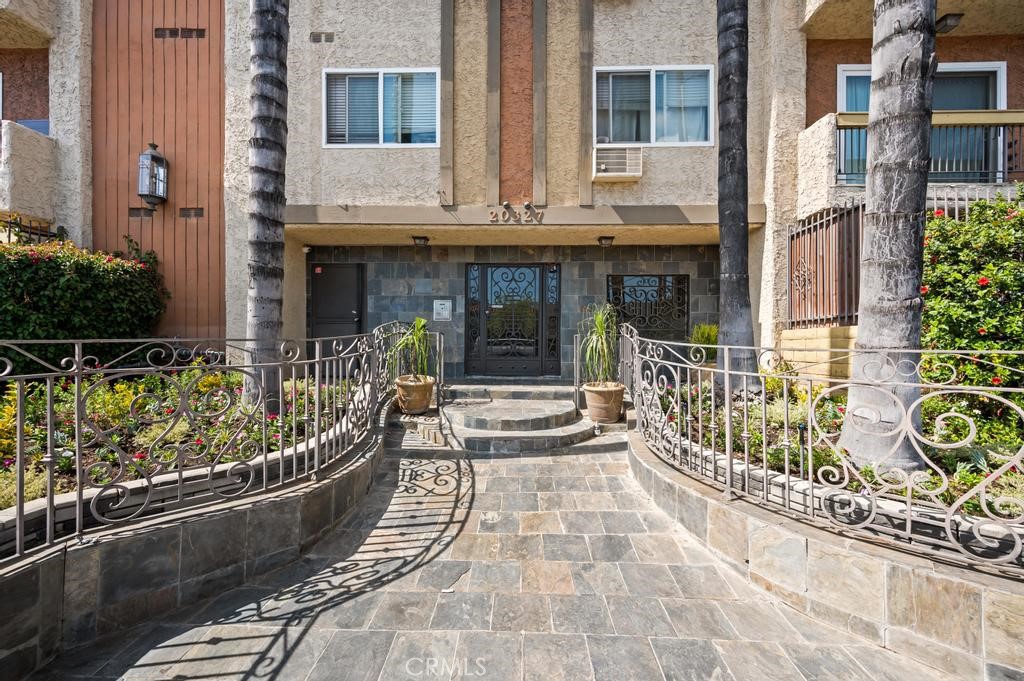 20327 Saticoy Street 215