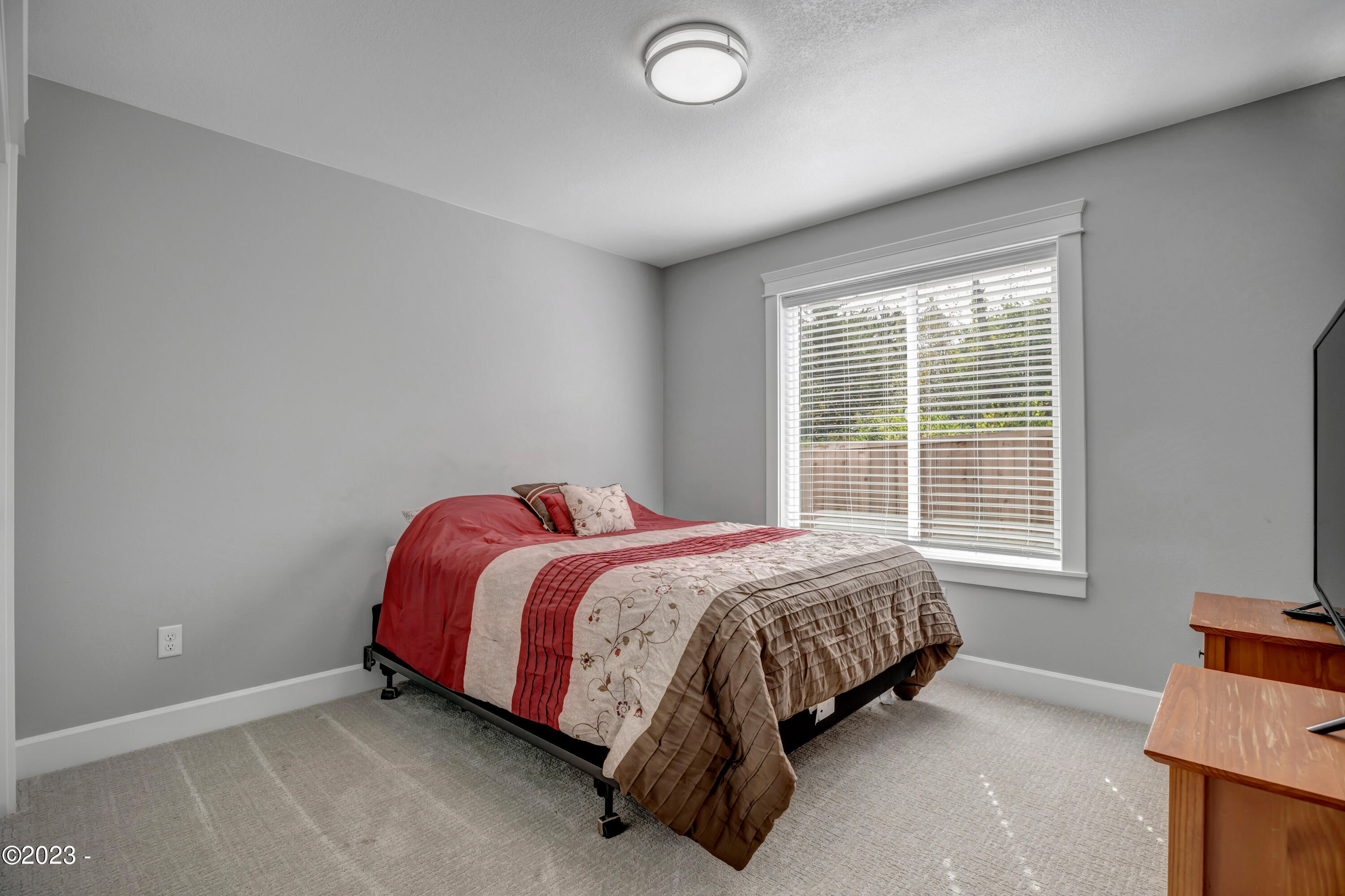 3945 Evergreen Avenue