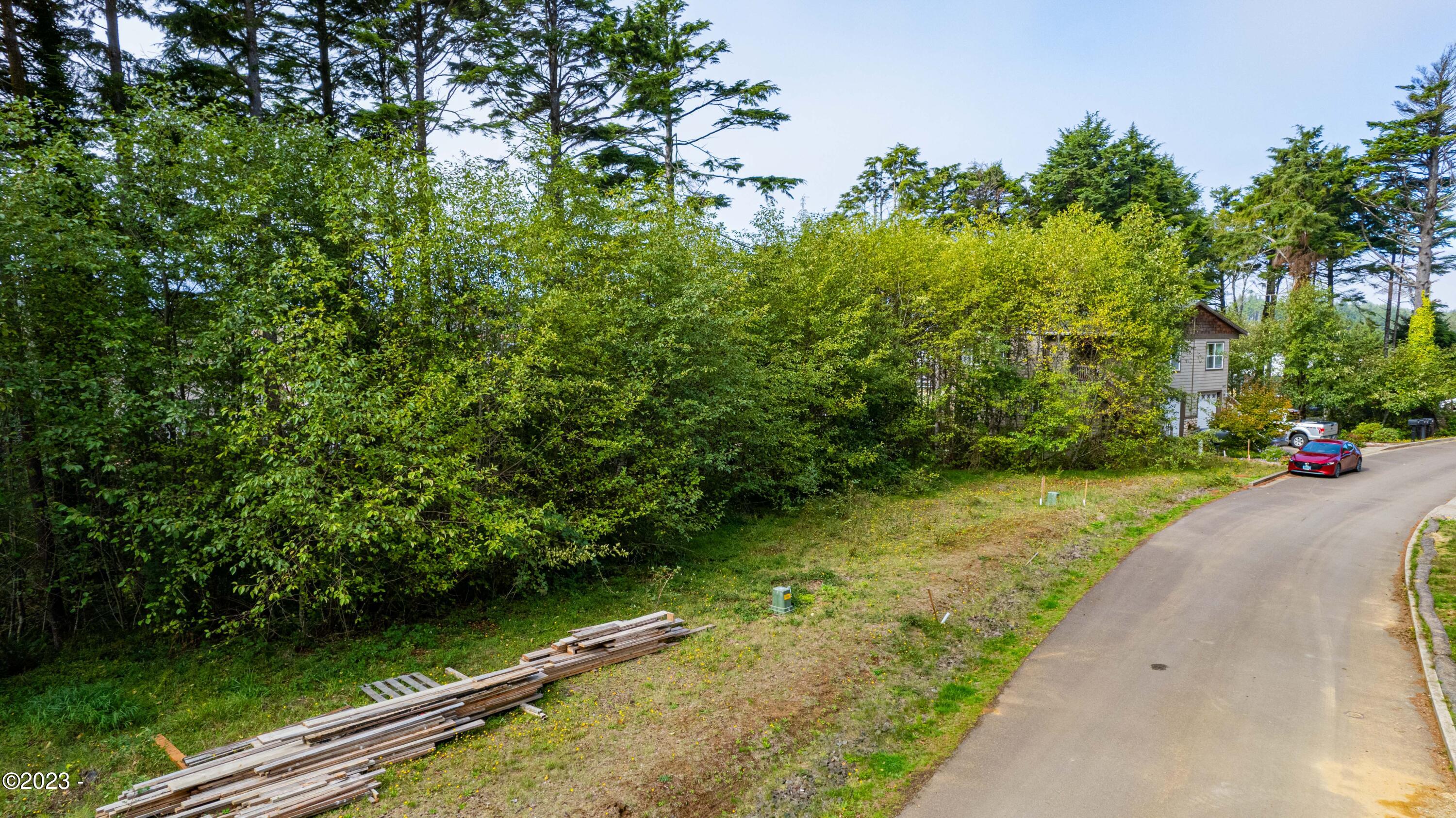 Block 1400 SE Marine Avenue