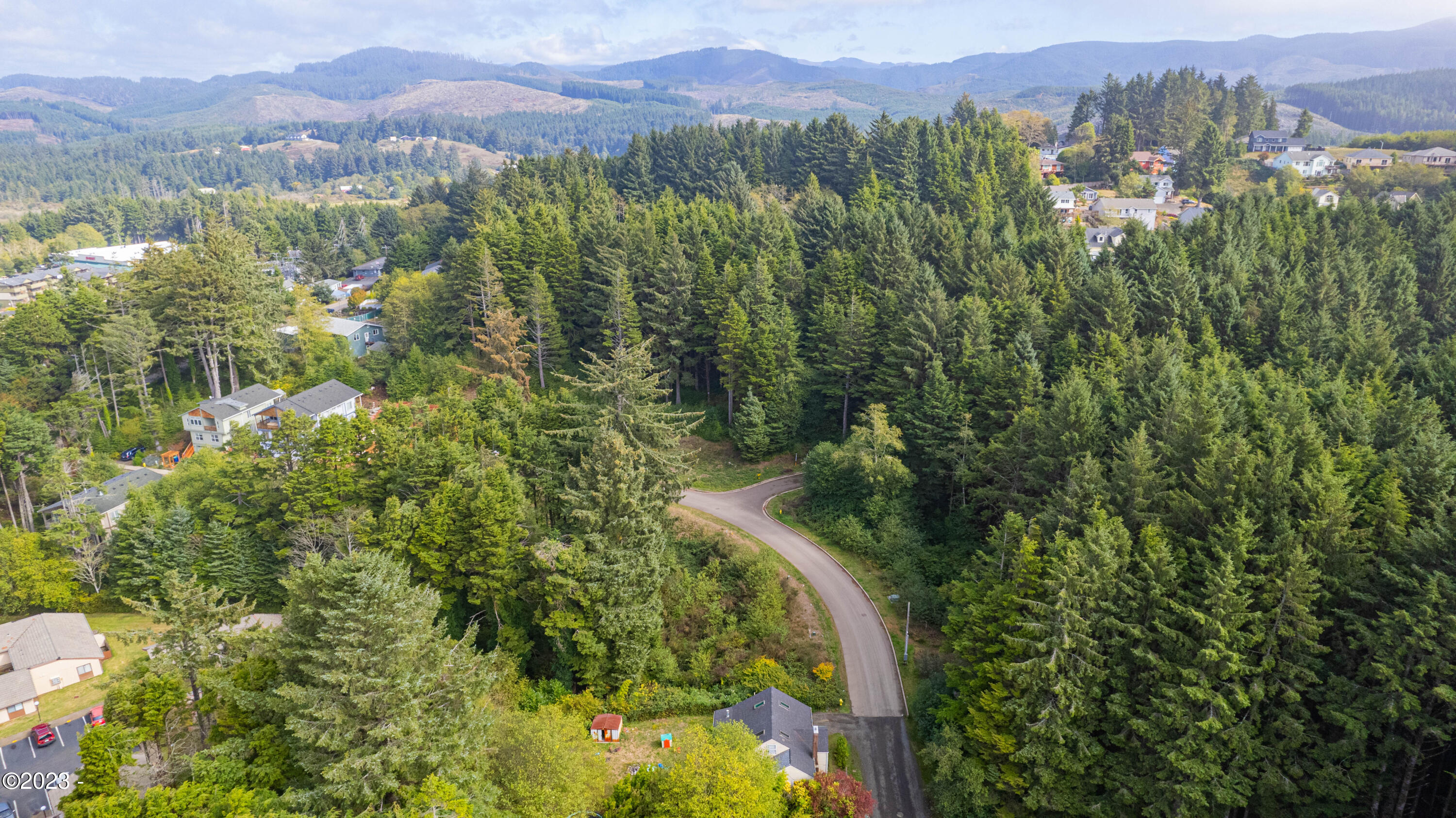 Block 1400 SE Marine Avenue